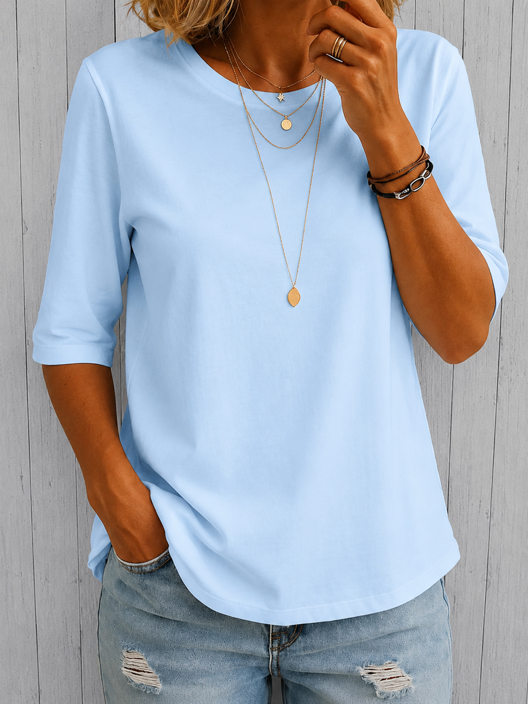 Calvera™ | Essential Comfort Tee