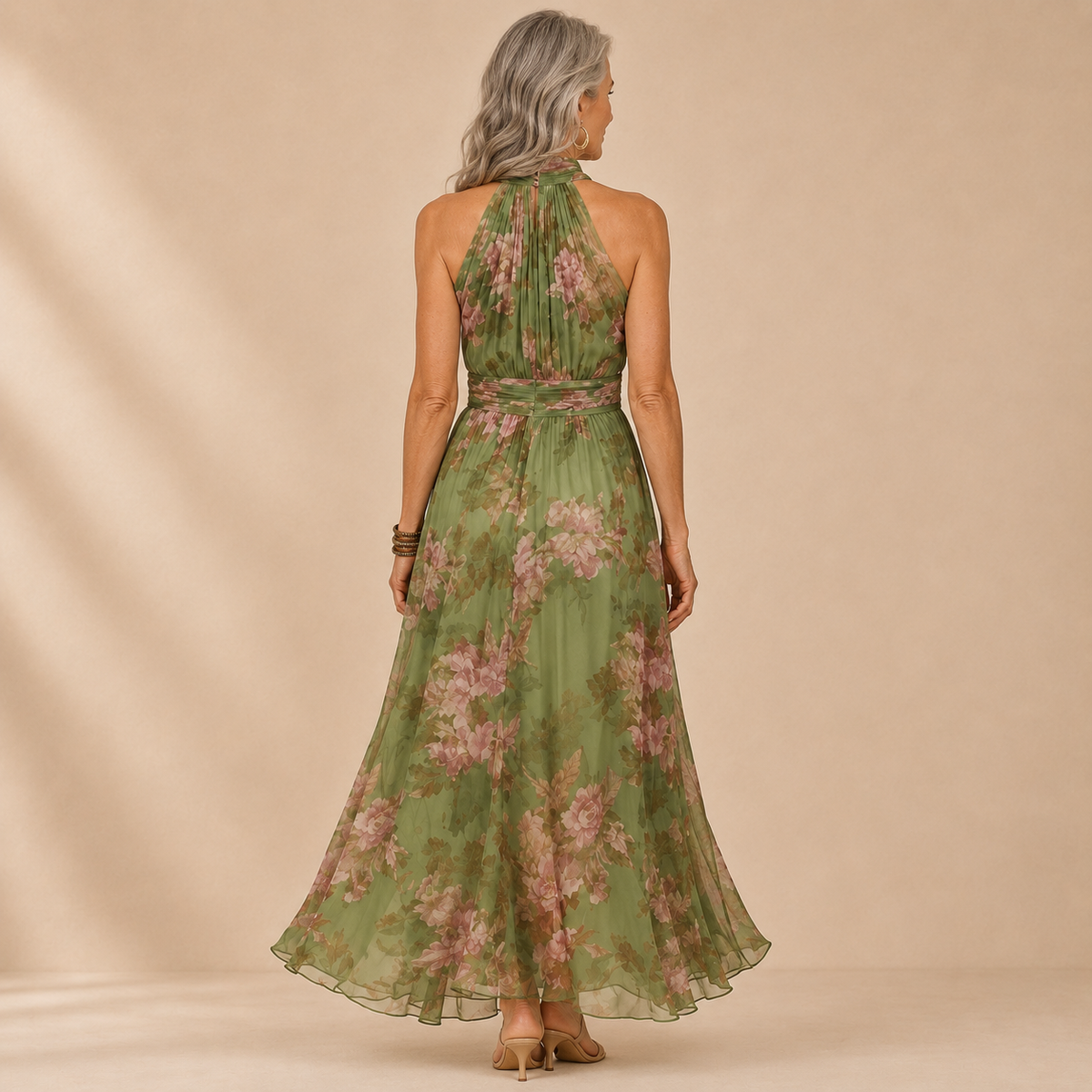 Elena | Maxi Halterjurk met Romantische Bloemenprint